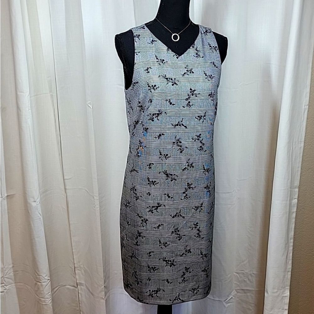 Ann Taylor Glen Plaid Gray Floral Sleeveless Dress - Picture 5 of 16